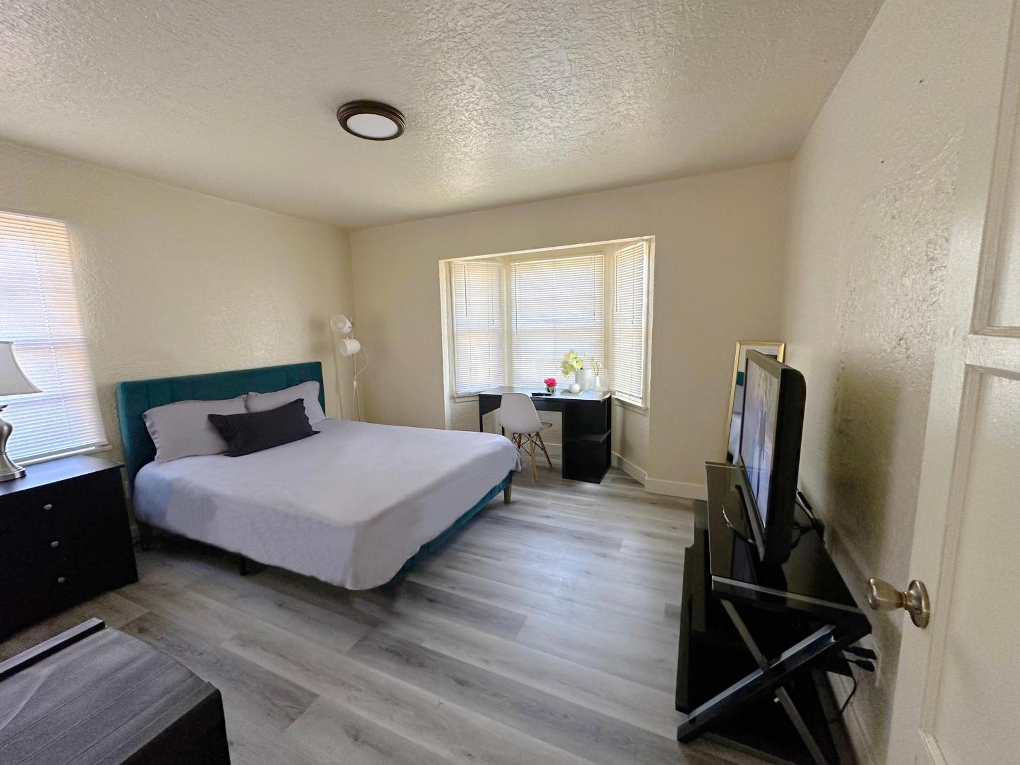 Entire Lovely 3-Bedroom Home W Yard, Parking Chula Vista Exterior foto